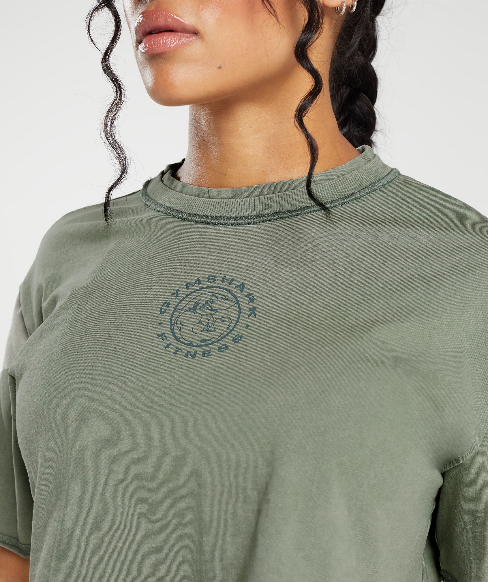 gymshark-legacy-washed-crop-top-dusk-green-aw23