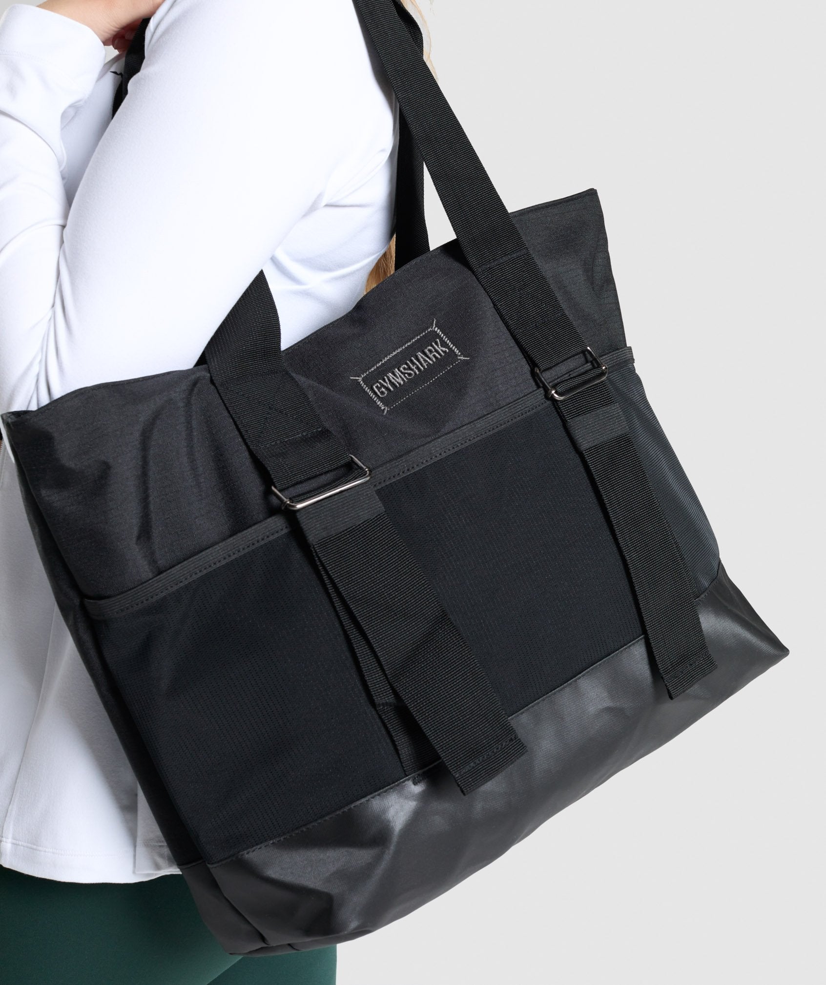 gymshark-lifestyle-tote-black
