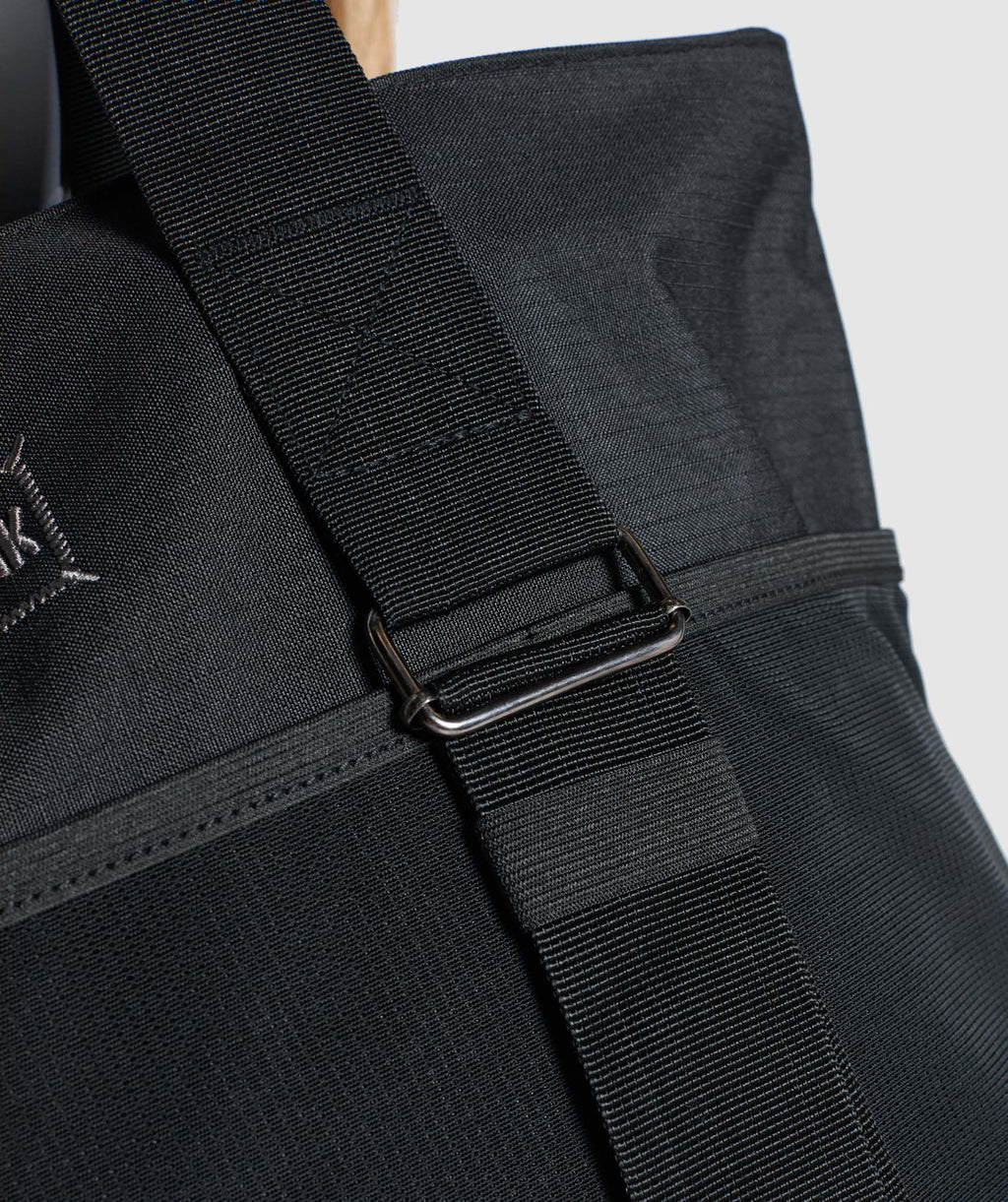 gymshark-lifestyle-tote-black