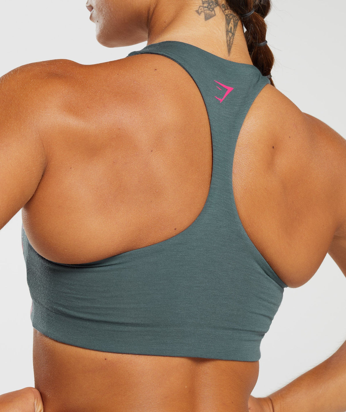 gymshark-lifting-graphic-bralette-smokey-teal-aw23