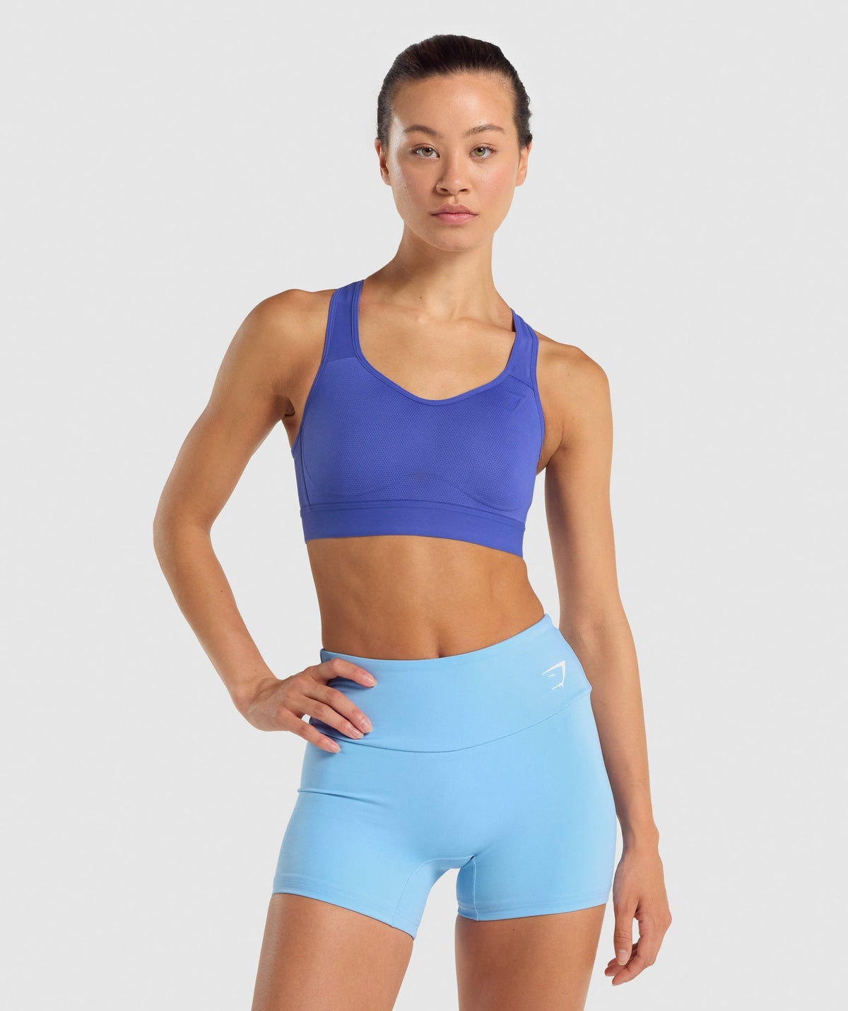 gymshark-lightweight-high-support-training-sports-bra-dark-blue