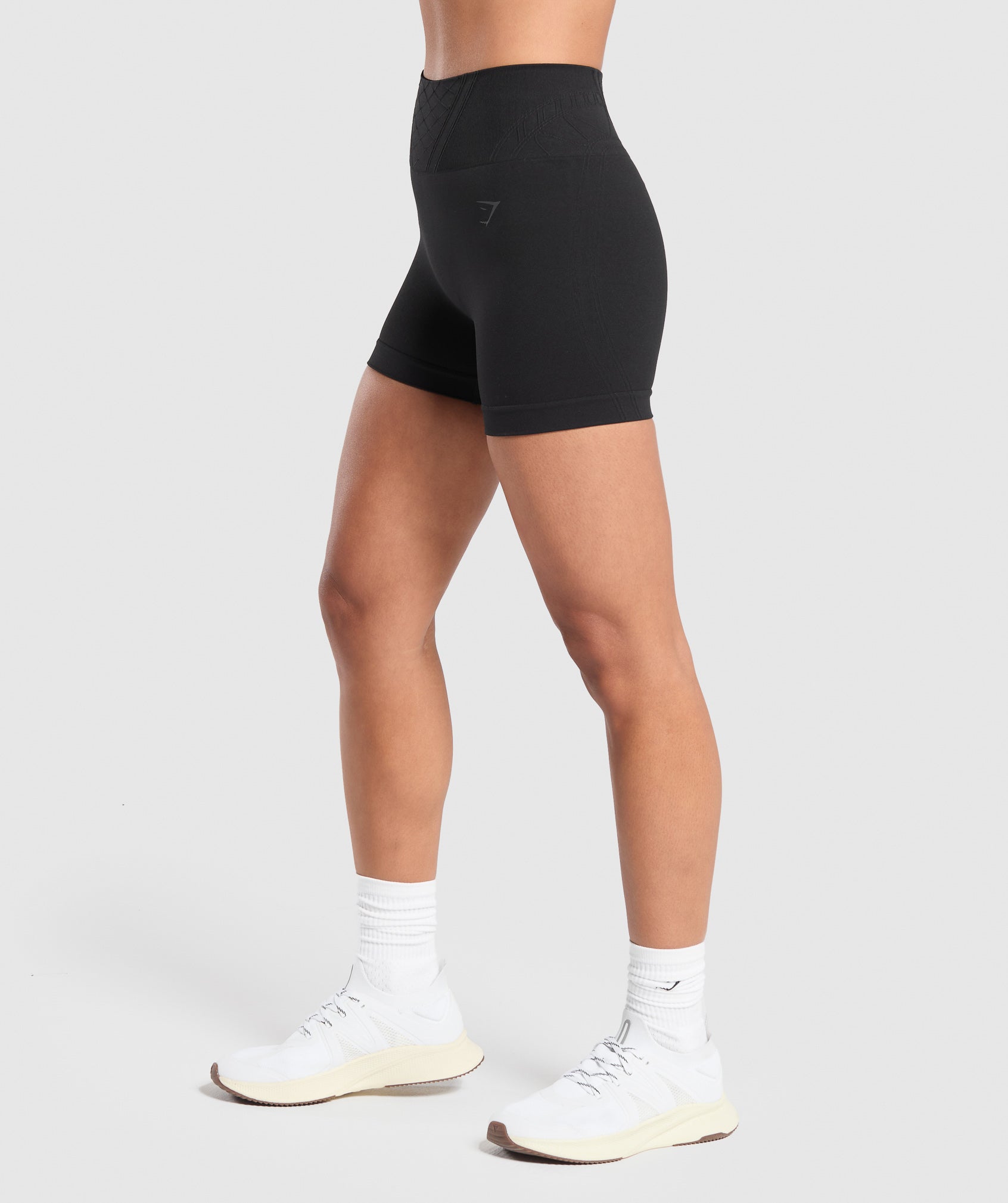 gymshark-corset-seamless-shorts-black-aw24