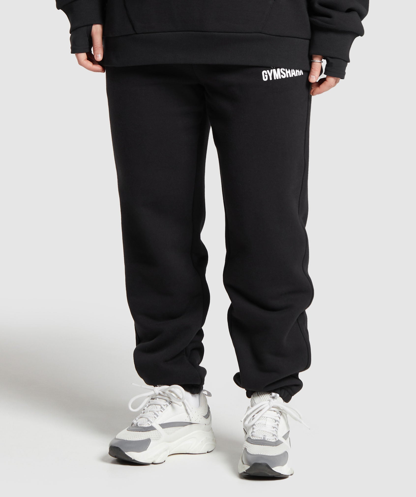 gs-x-leana-deeb-oversized-joggers-black-ss24