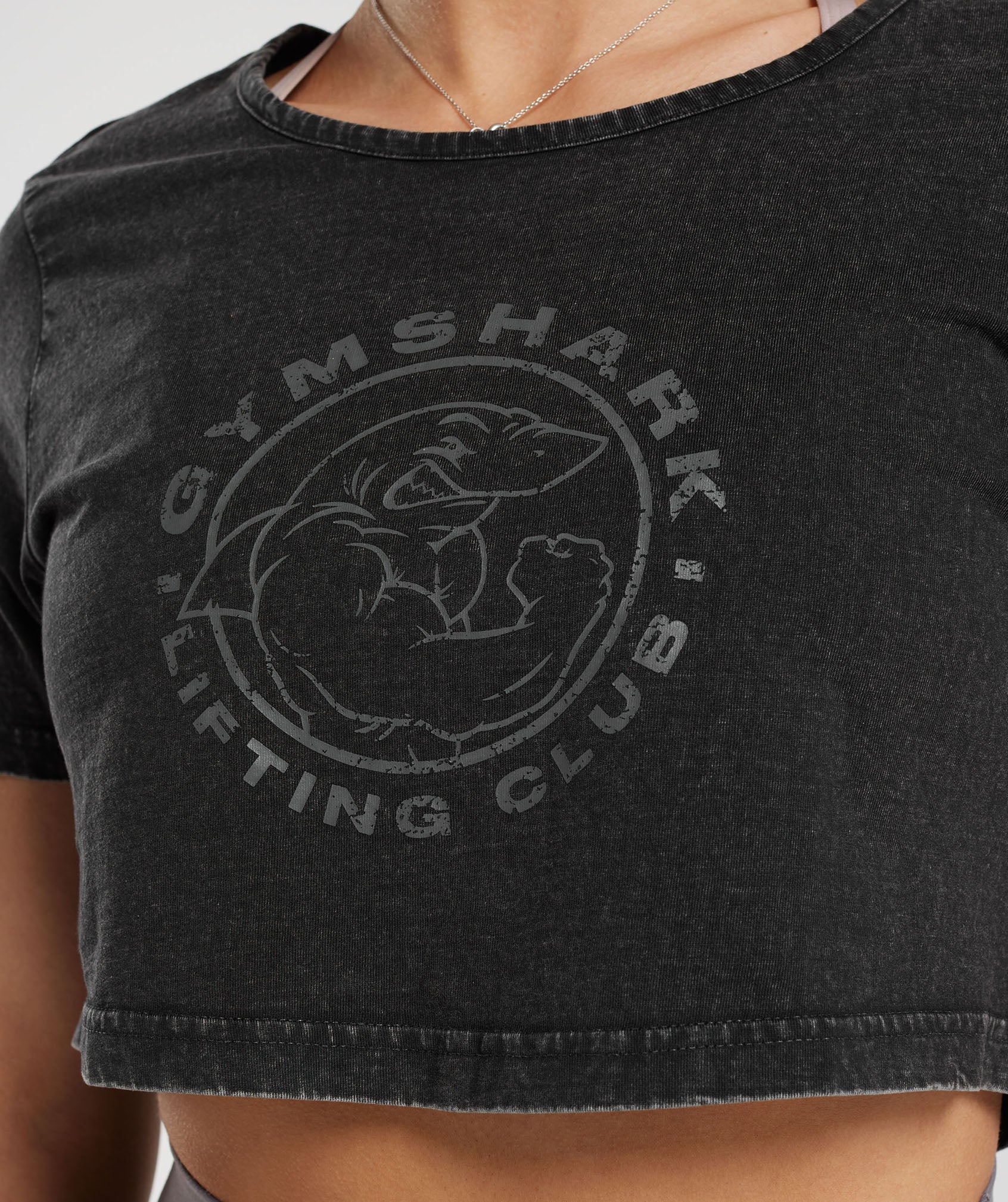 gymshark-legacy-washed-crop-top-black-aw22