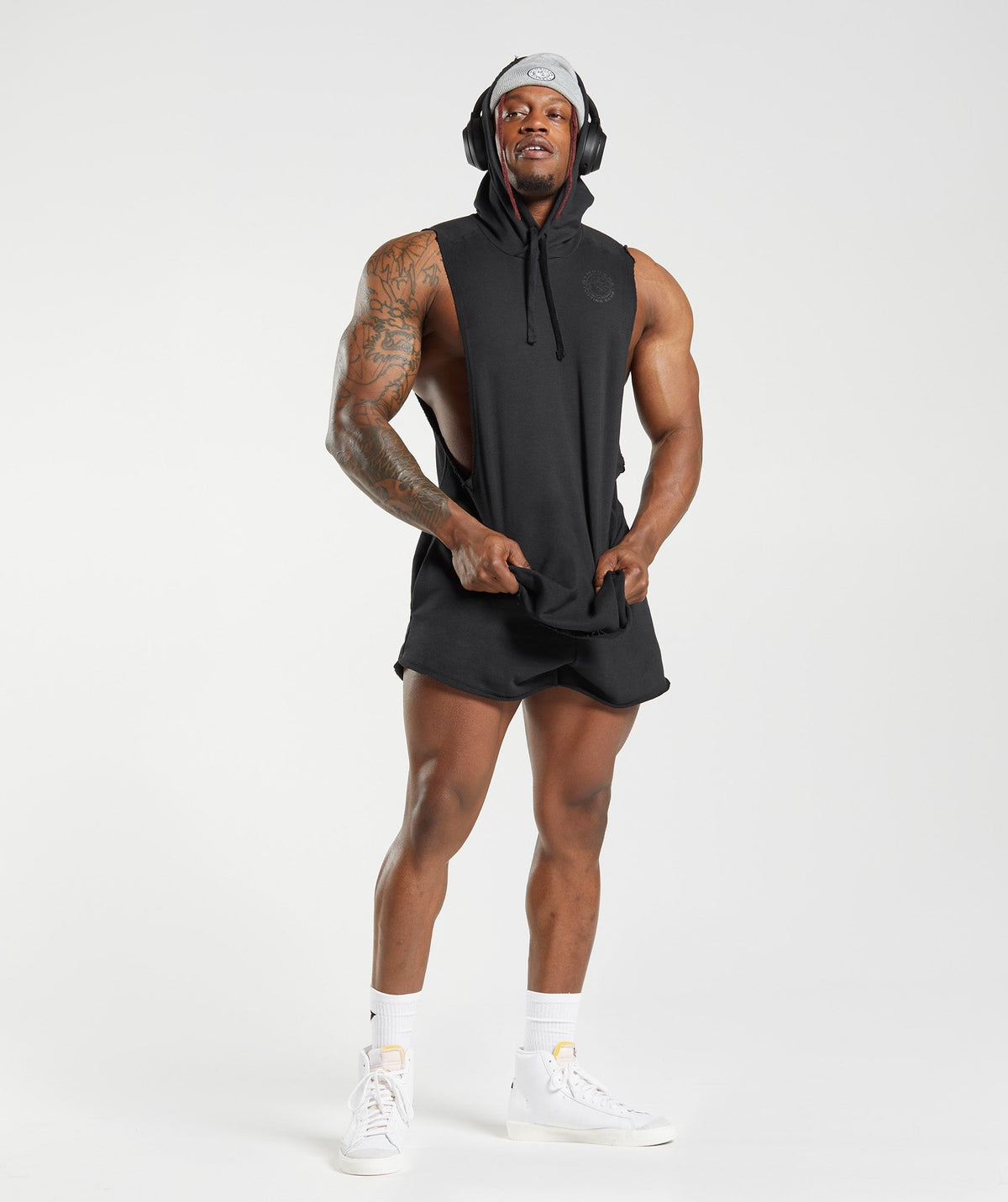 gymshark-legacy-drop-arm-hoodie-black-ss23