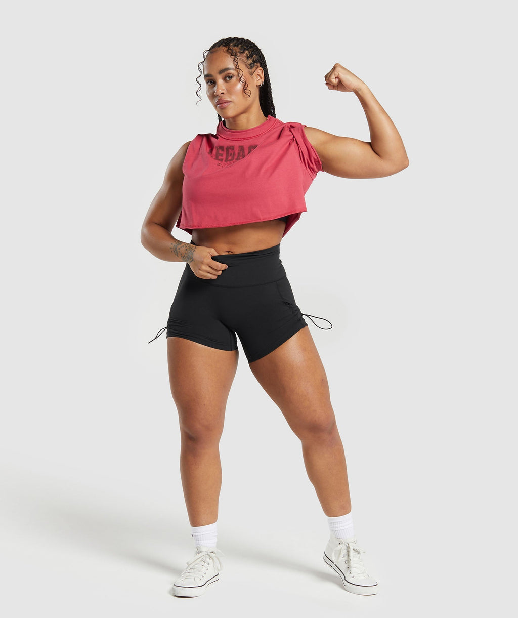 gymshark-legacy-graphic-crop-top-vintage-pink-ss24