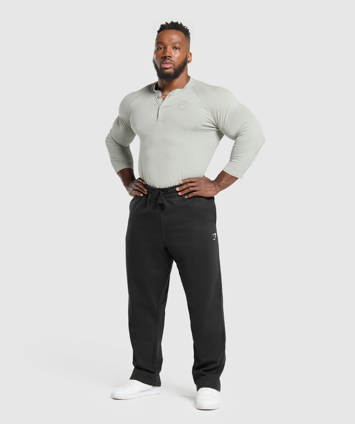 gymshark-legacy-henley-stone-grey-ss25