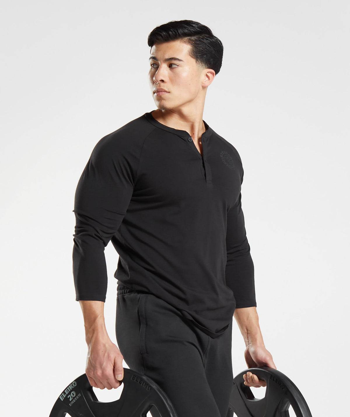 gymshark-legacy-henley-top-black-ss23