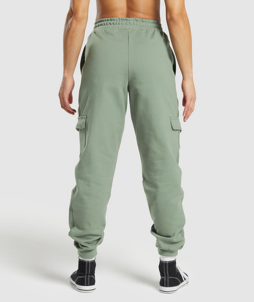 gymshark-legacy-joggers-unit-green-ss24