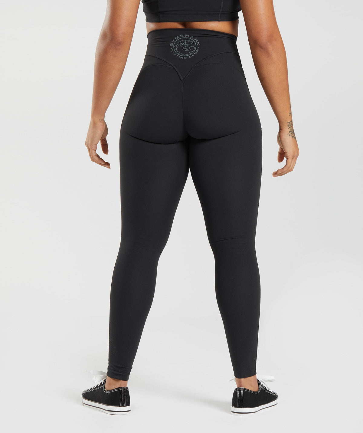 gymshark-legacy-leggings-black-aw22