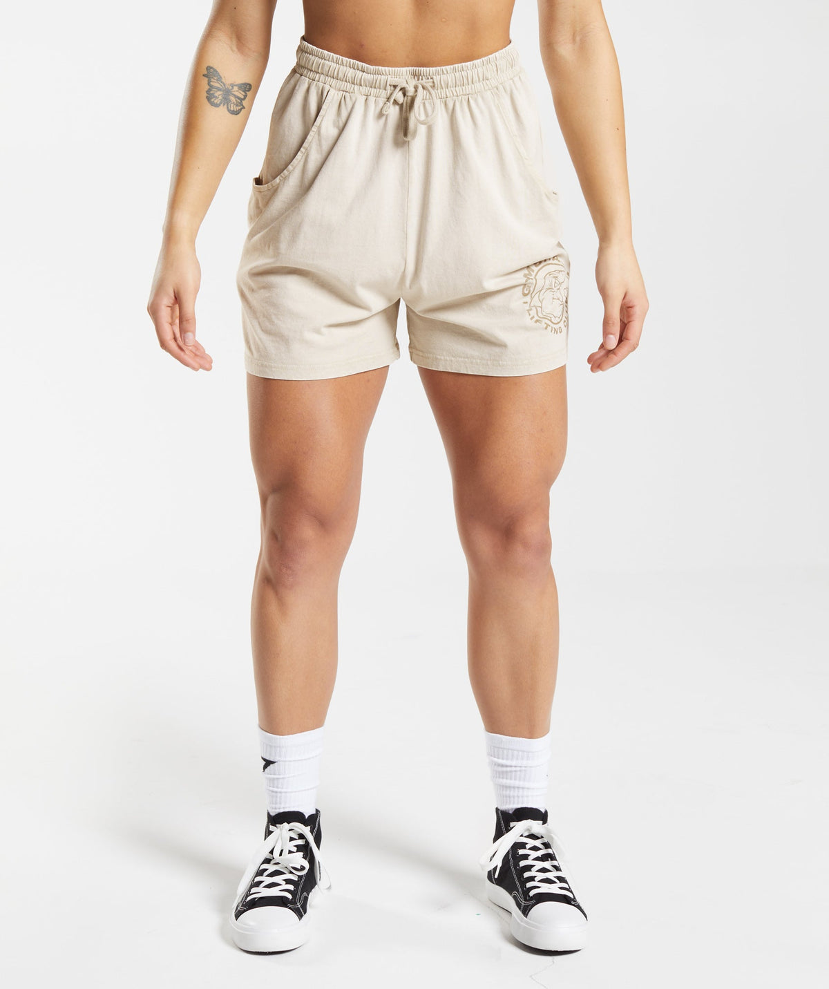 gymshark-legacy-washed-loose-shorts-pebble-grey-aw22
