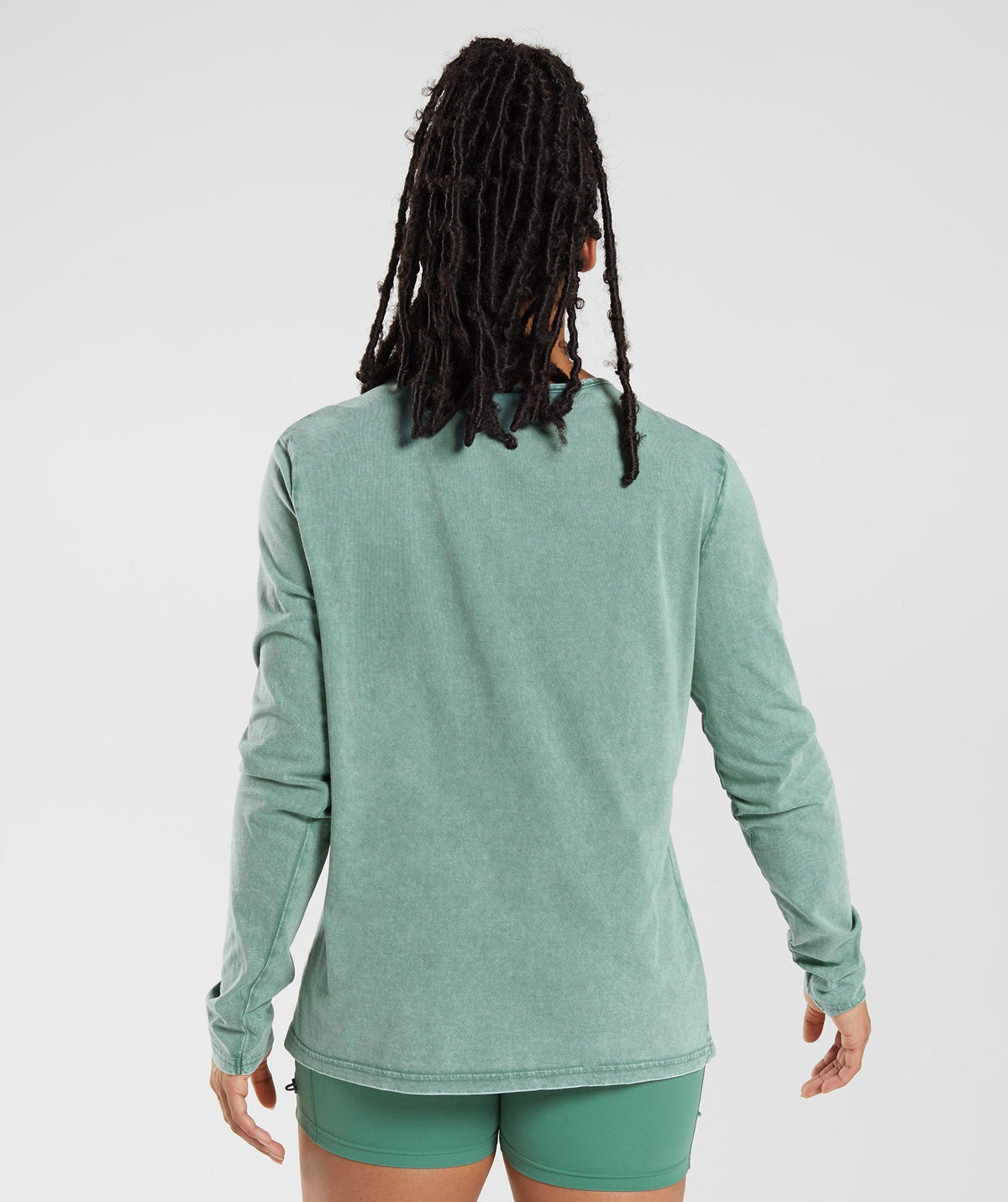 gymshark-legacy-washed-long-sleeve-top-hoya-green-aw22