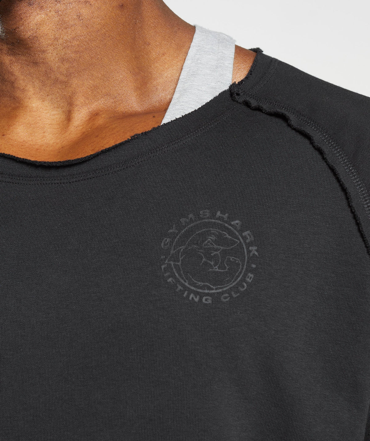 gymshark-legacy-rag-top-black-ss23