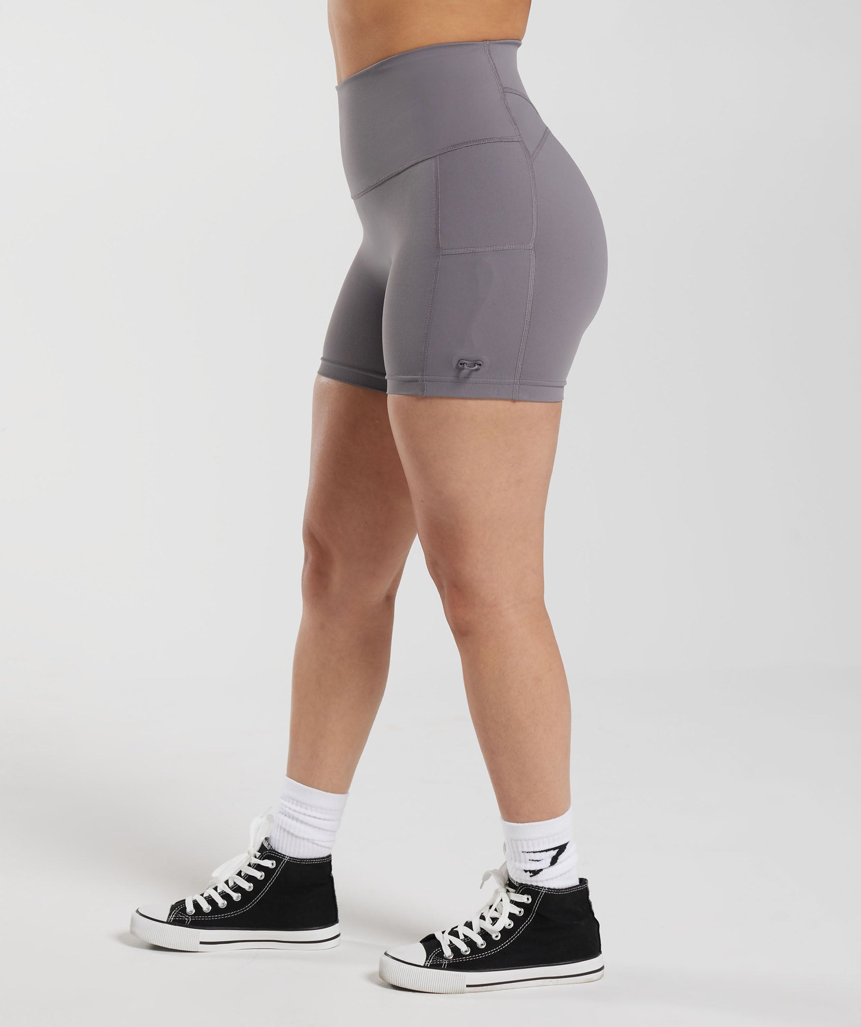 gymshark-legacy-ruched-tight-shorts-titanium-grey-ss23