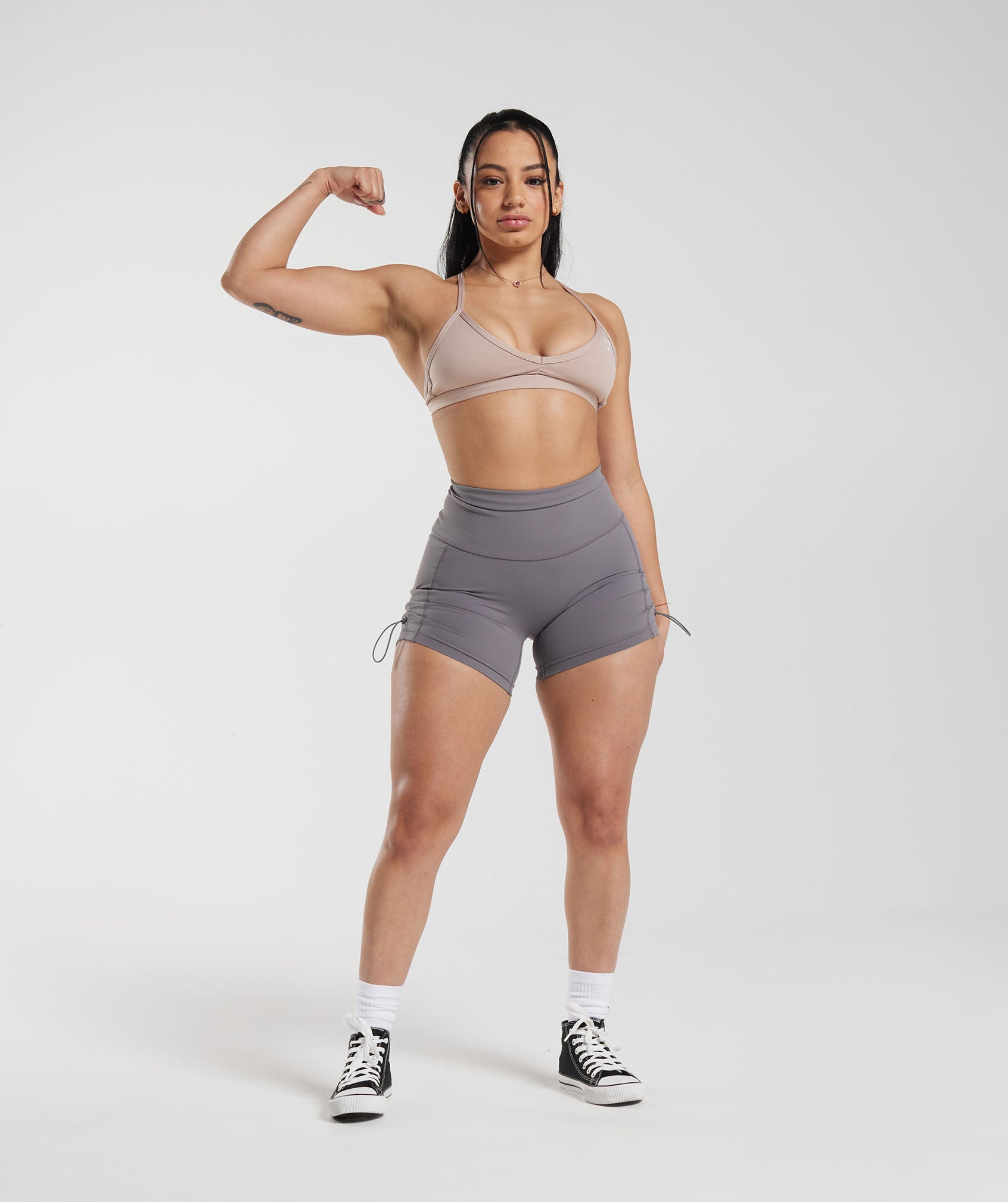 gymshark-legacy-ruched-tight-shorts-titanium-grey-ss23