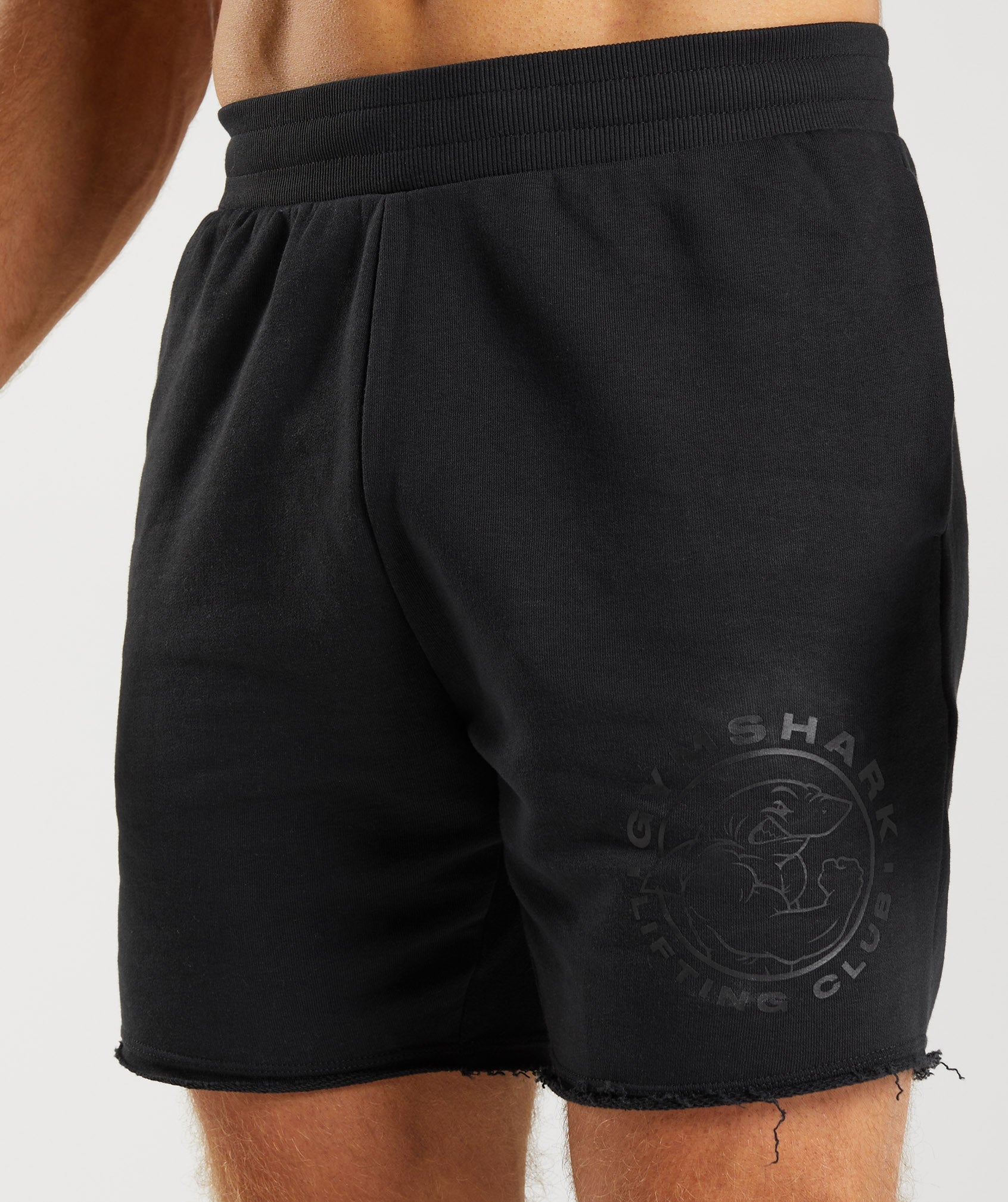 gymshark-legacy-shorts-black-aw22