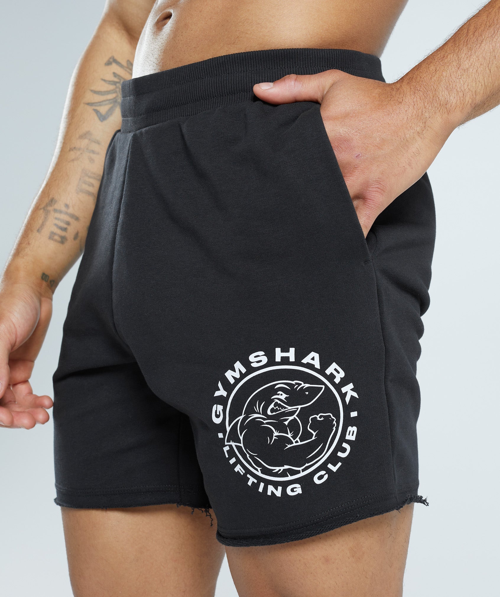 gymshark-legacy-short-black-ss22