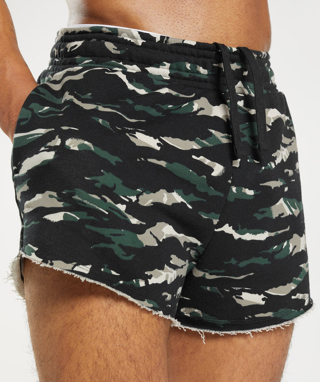 gymshark-legacy-shorts-obsidian-green-ss23