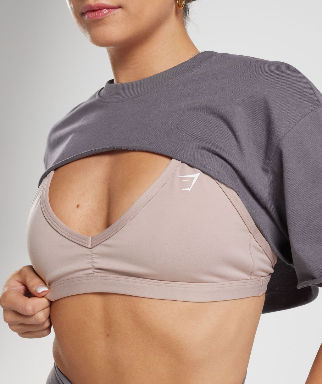 gymshark-legacy-shrug-top-titanium-grey-ss23