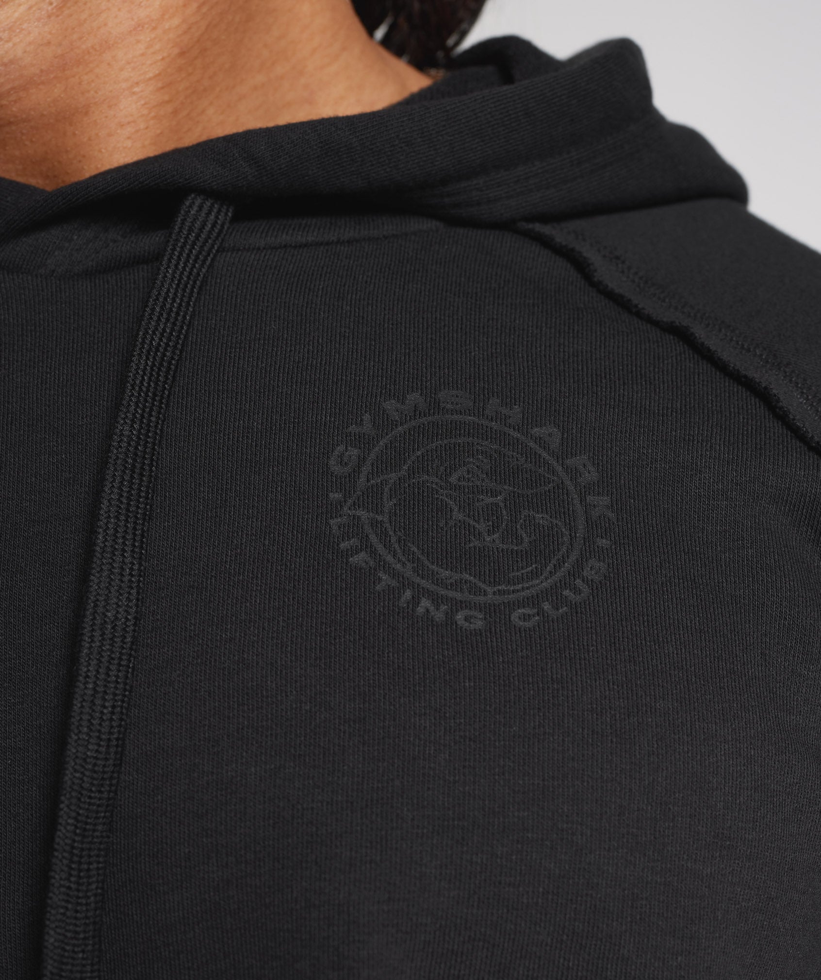 gymshark-legacy-short-sleeve-cropped-hoodie-black-ss23