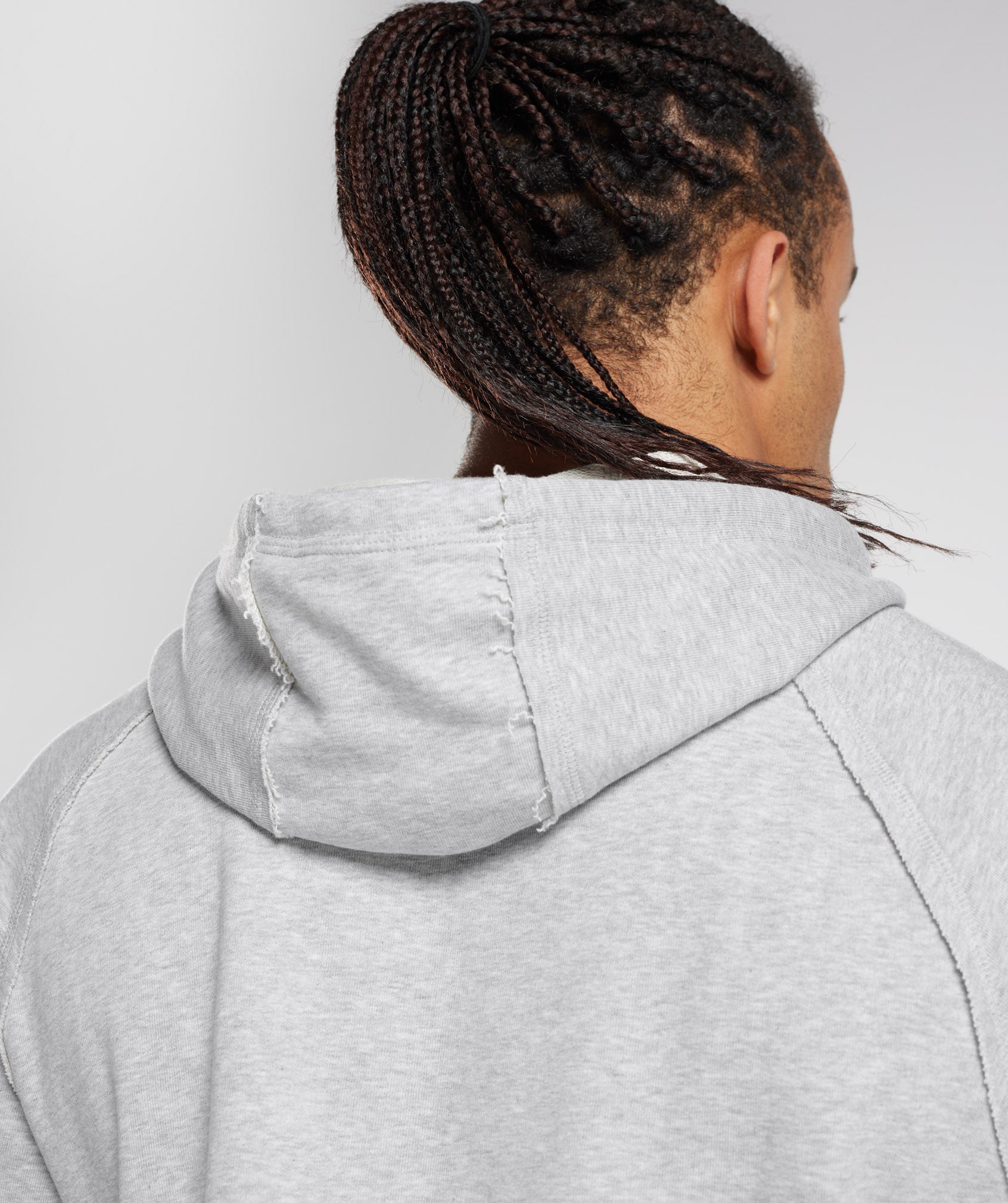 gymshark-legacy-short-sleeve-cropped-hoodie-light-grey-marl-ss23