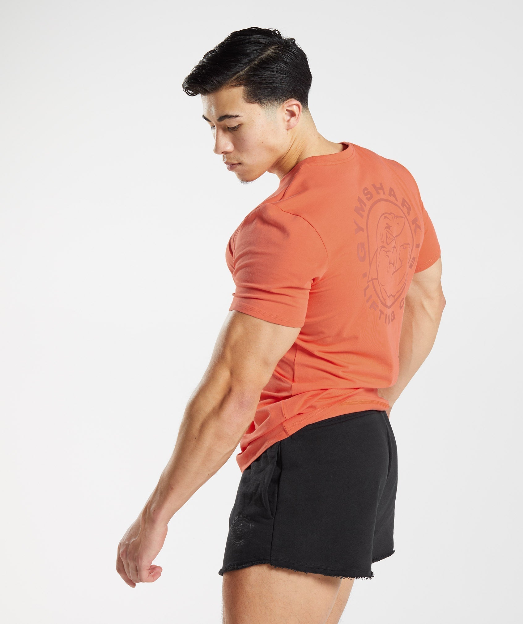 gymshark-legacy-t-shirt-aerospace-orange-ss23