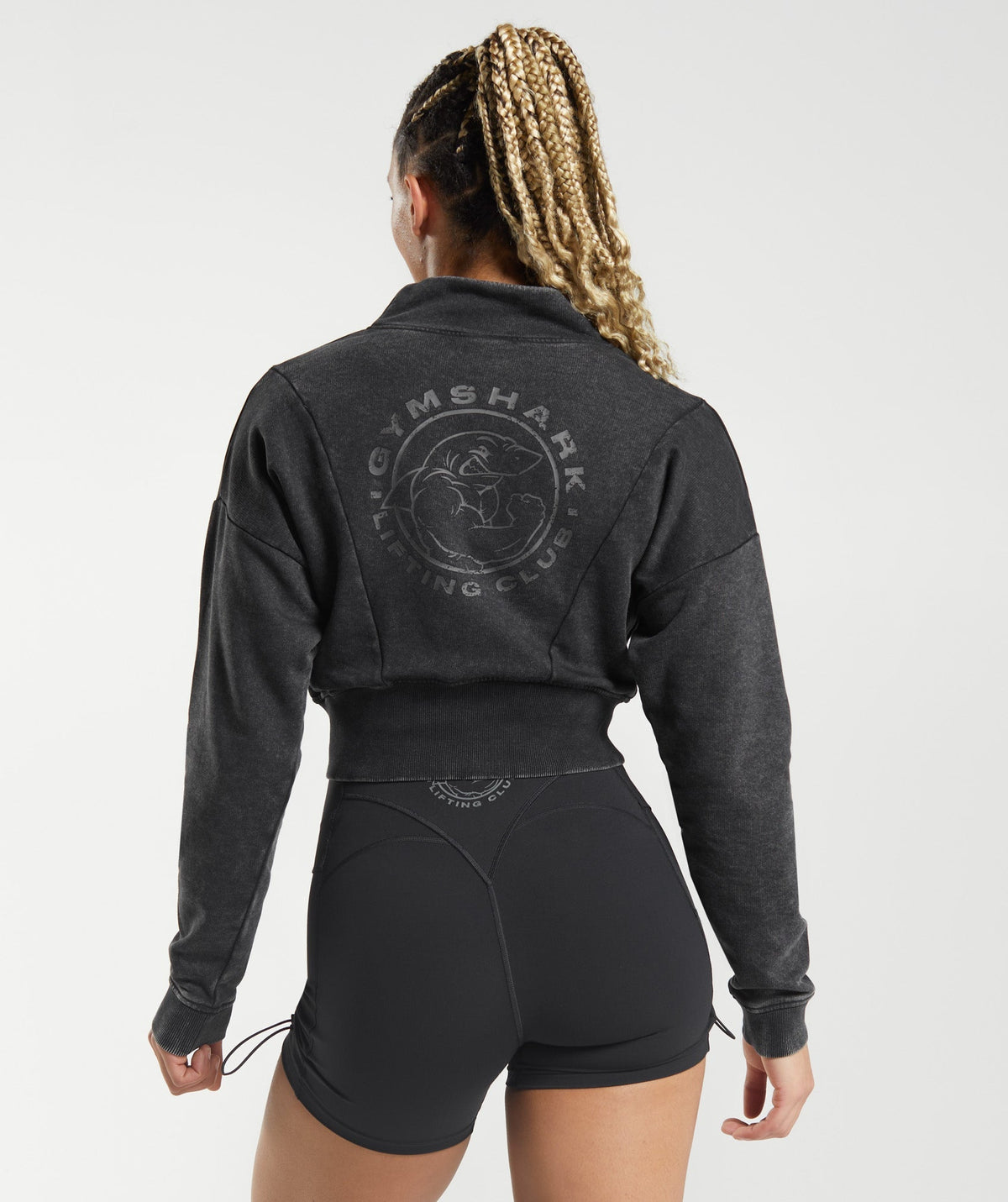 gymshark-legacy-sweatshirt-black-aw22