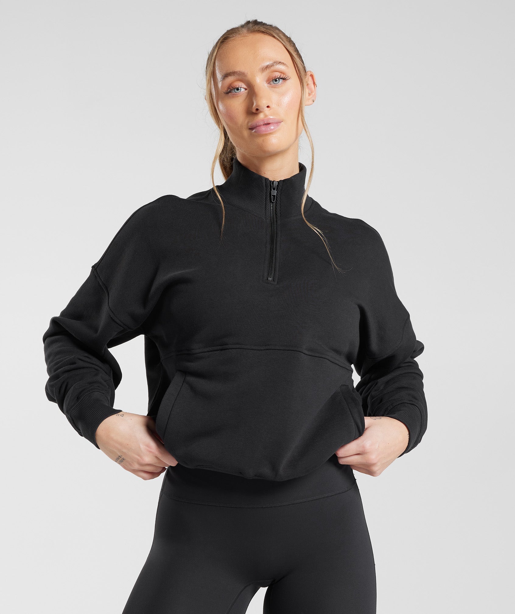 gymshark-legacy-1-4-zip-sweatshirt-black-ss23
