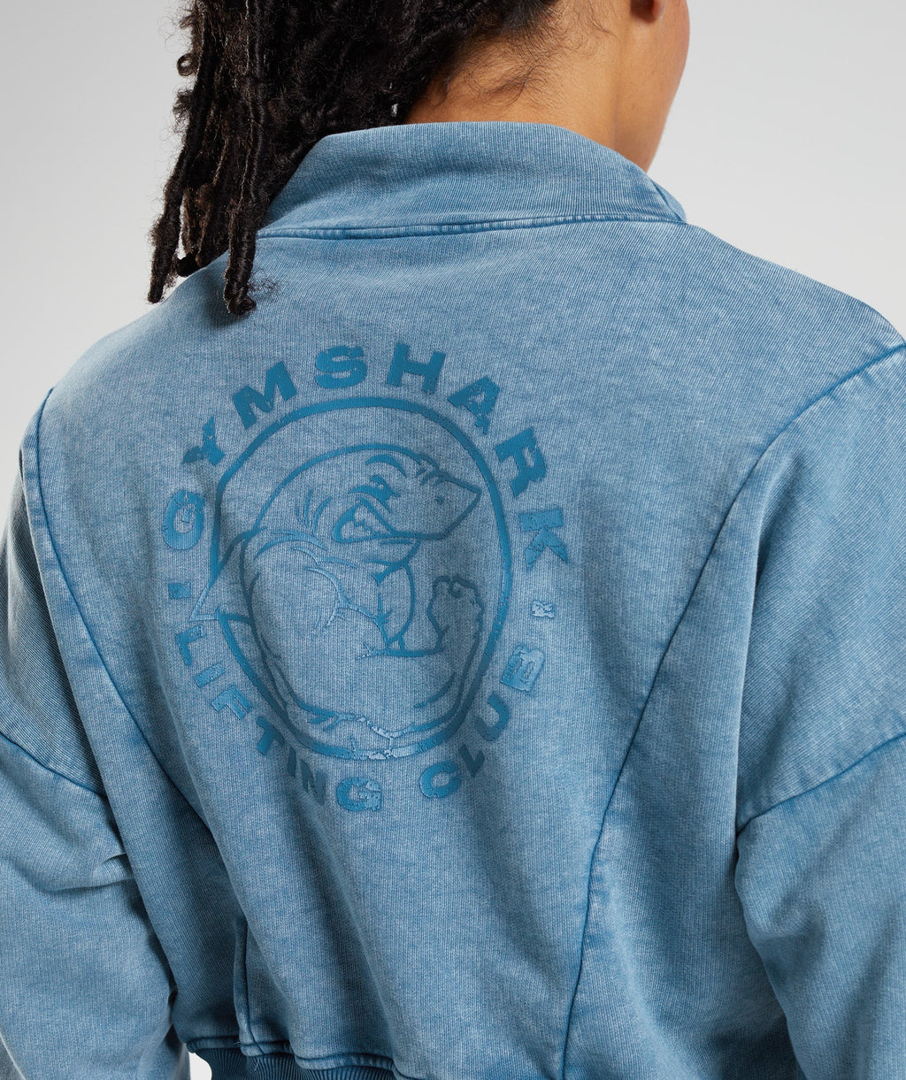 gymshark-legacy-sweatshirt-lakeside-blue-aw22