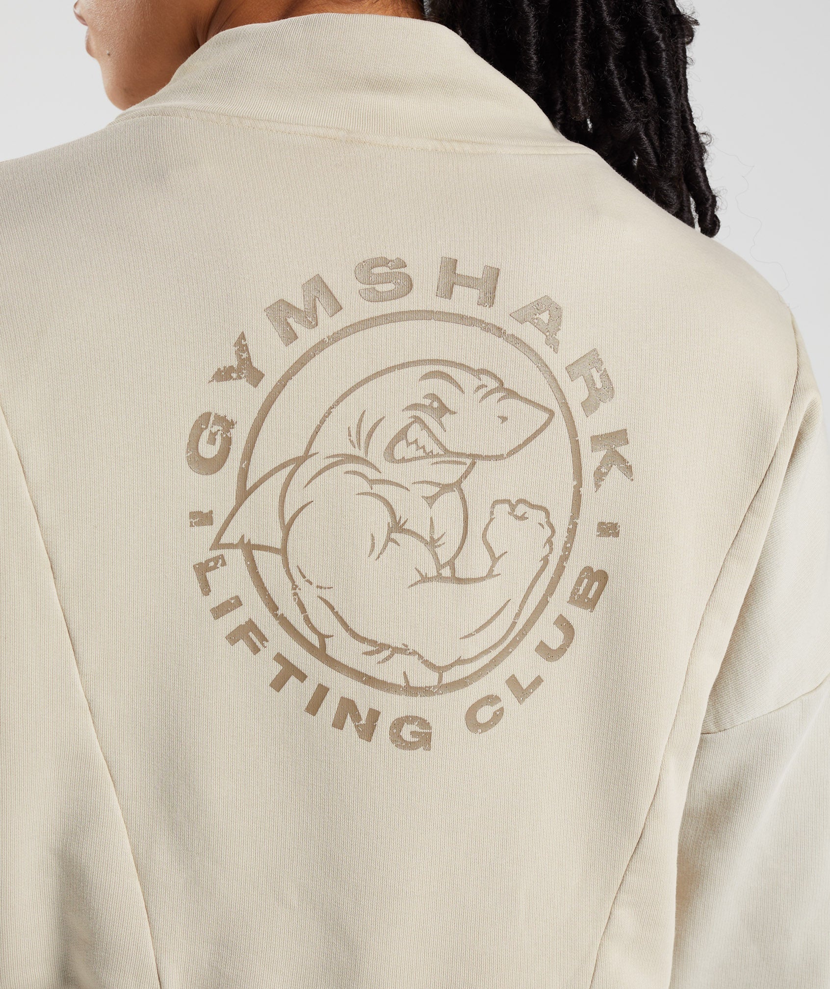gymshark-legacy-sweatshirt-pebble-grey-aw22