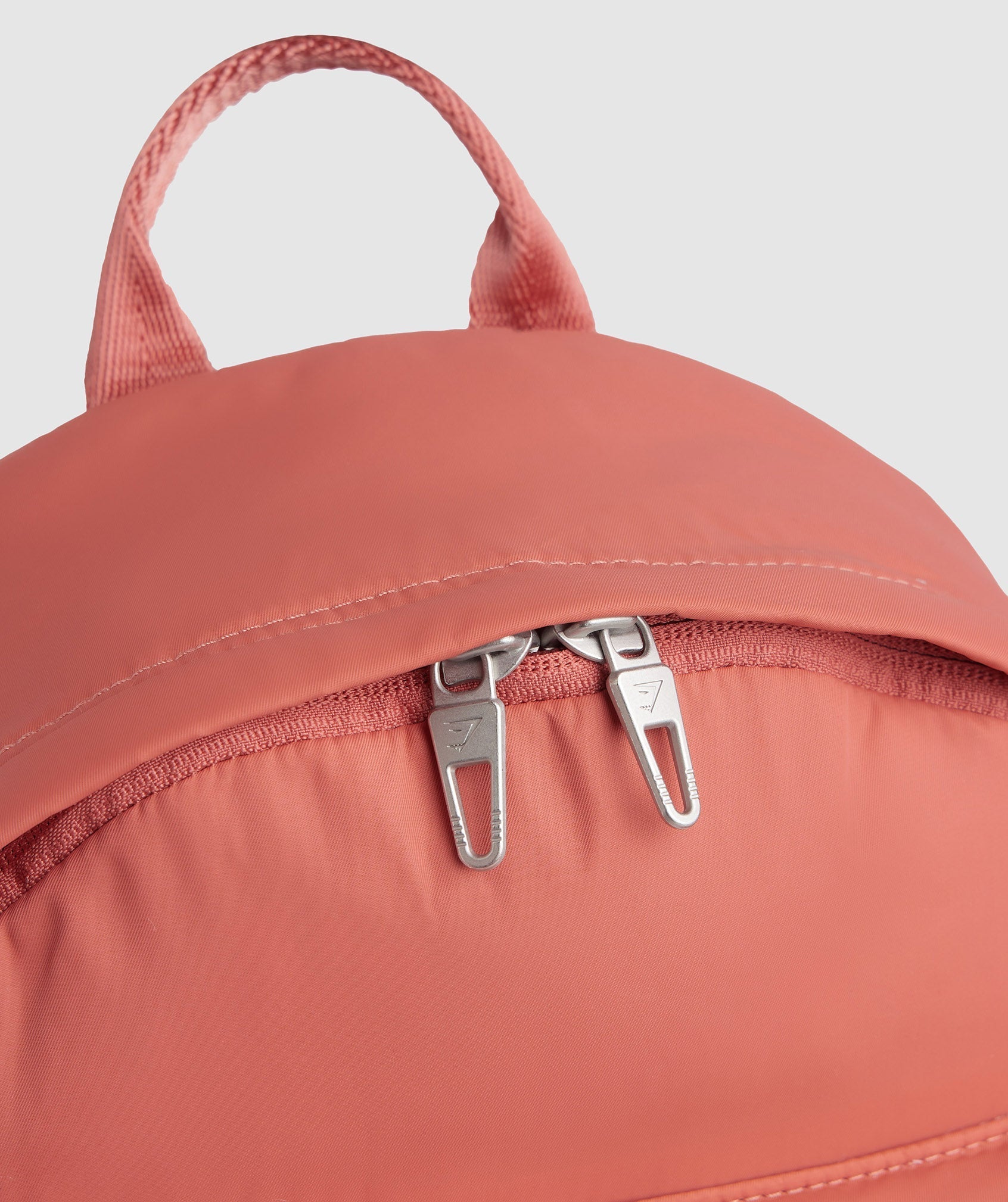 gymshark-premium-lifestyle-backpack-terracotta-pink-ss23