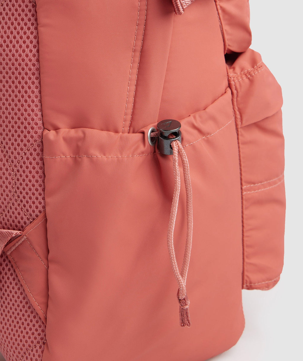 gymshark-premium-lifestyle-backpack-terracotta-pink-ss23