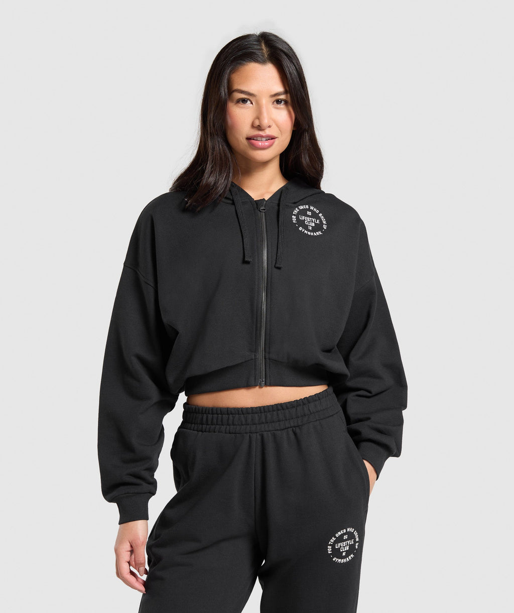 gymshark-lifestyle-club-graphic-zip-up-hoodie-pullovers-black-ss25