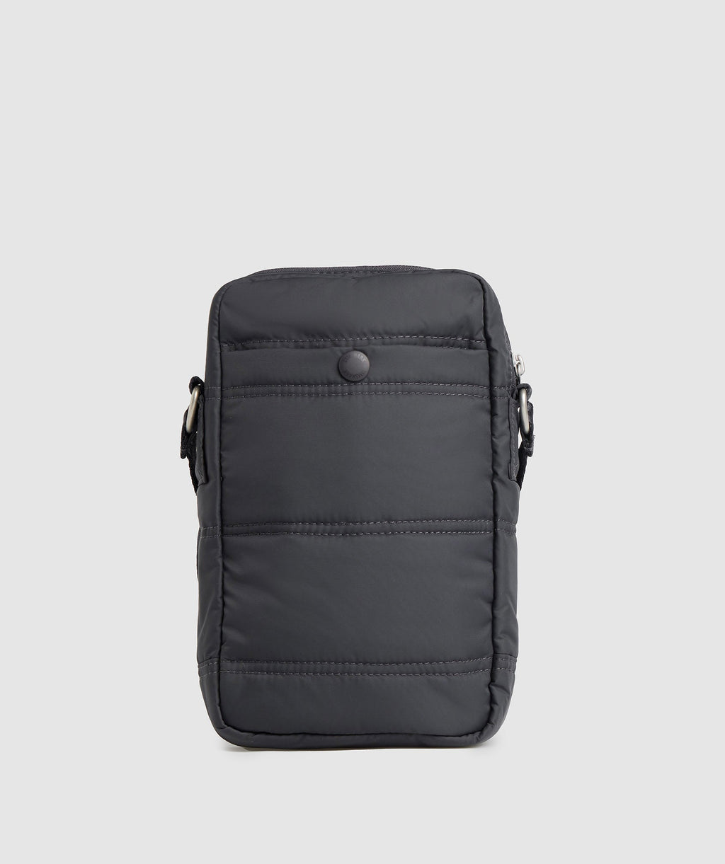 gymshark-premium-lifestyle-cross-body-onyx-grey-ss23