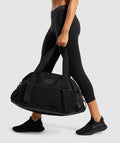 gymshark-lifestyle-holdall-black