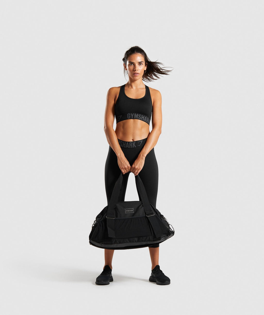gymshark-lifestyle-holdall-black