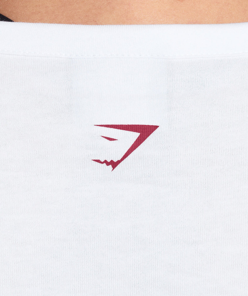 gymshark-lifting-club-graphic-baby-tee-white-aw24