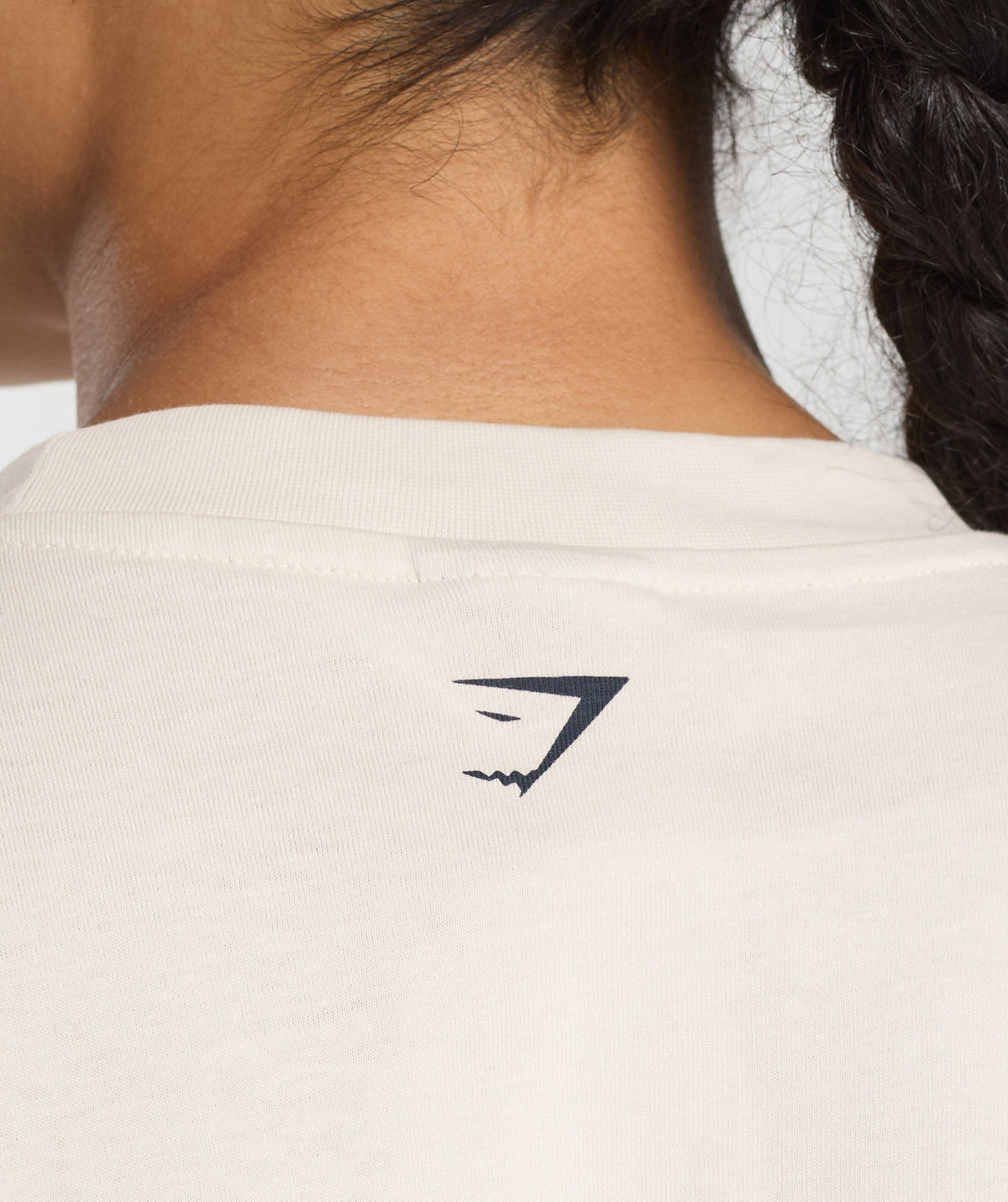 gymshark-lifting-essentials-graphic-oversized-t-shirt-ss-tops-white-ss25