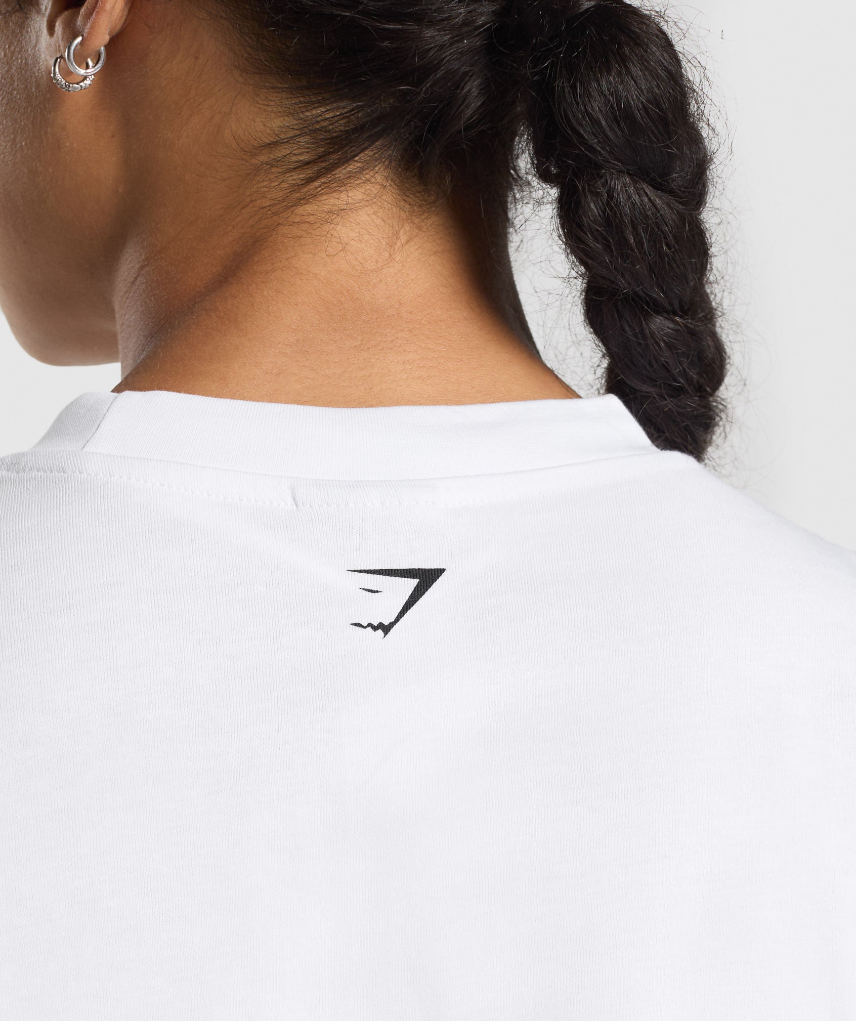 gymshark-lifting-essentials-graphic-oversized-t-shirt-white-ss25