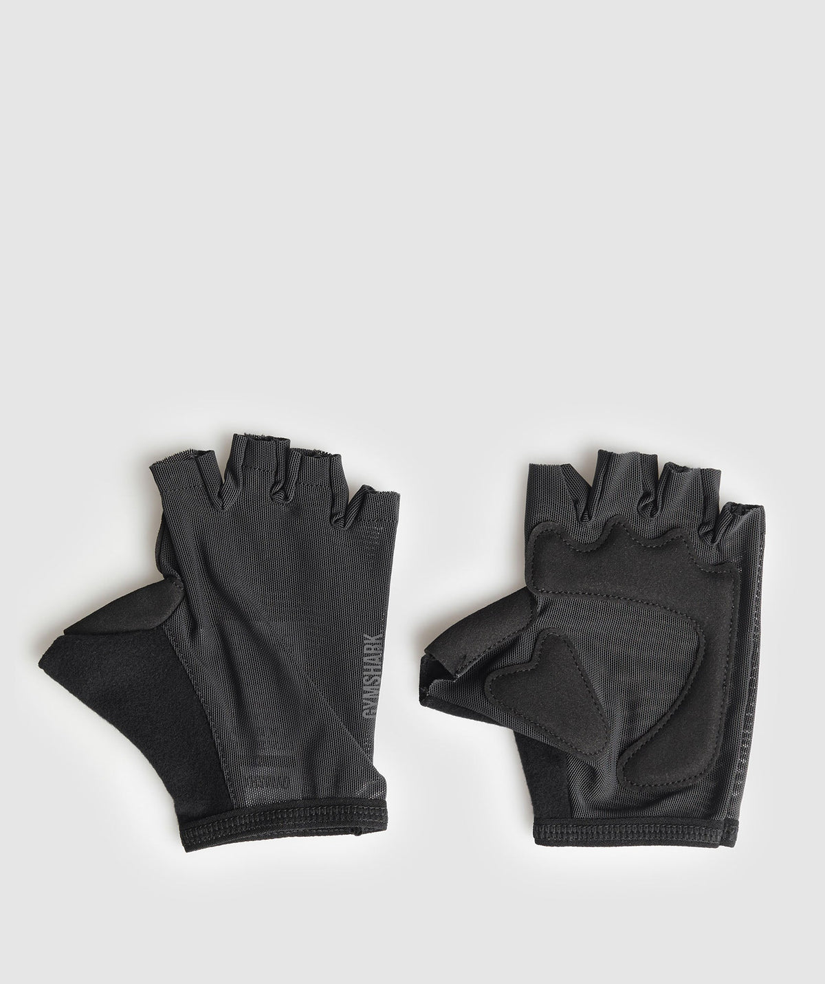 gymshark-lifting-gloves-black-aw24