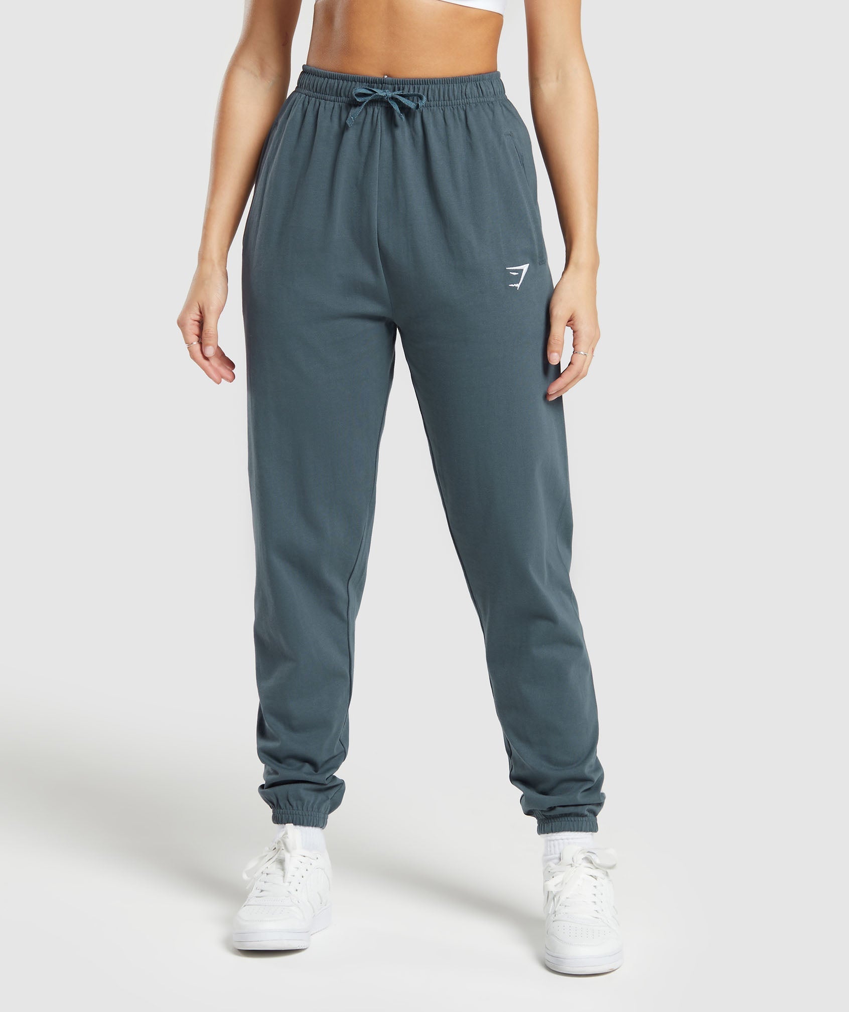 gymshark-lifting-lightweight-joggers-titanium-blue-ss24