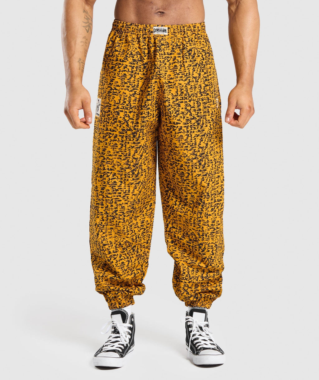 gymshark-printed-pumper-pants-burnt-yellow-ss24
