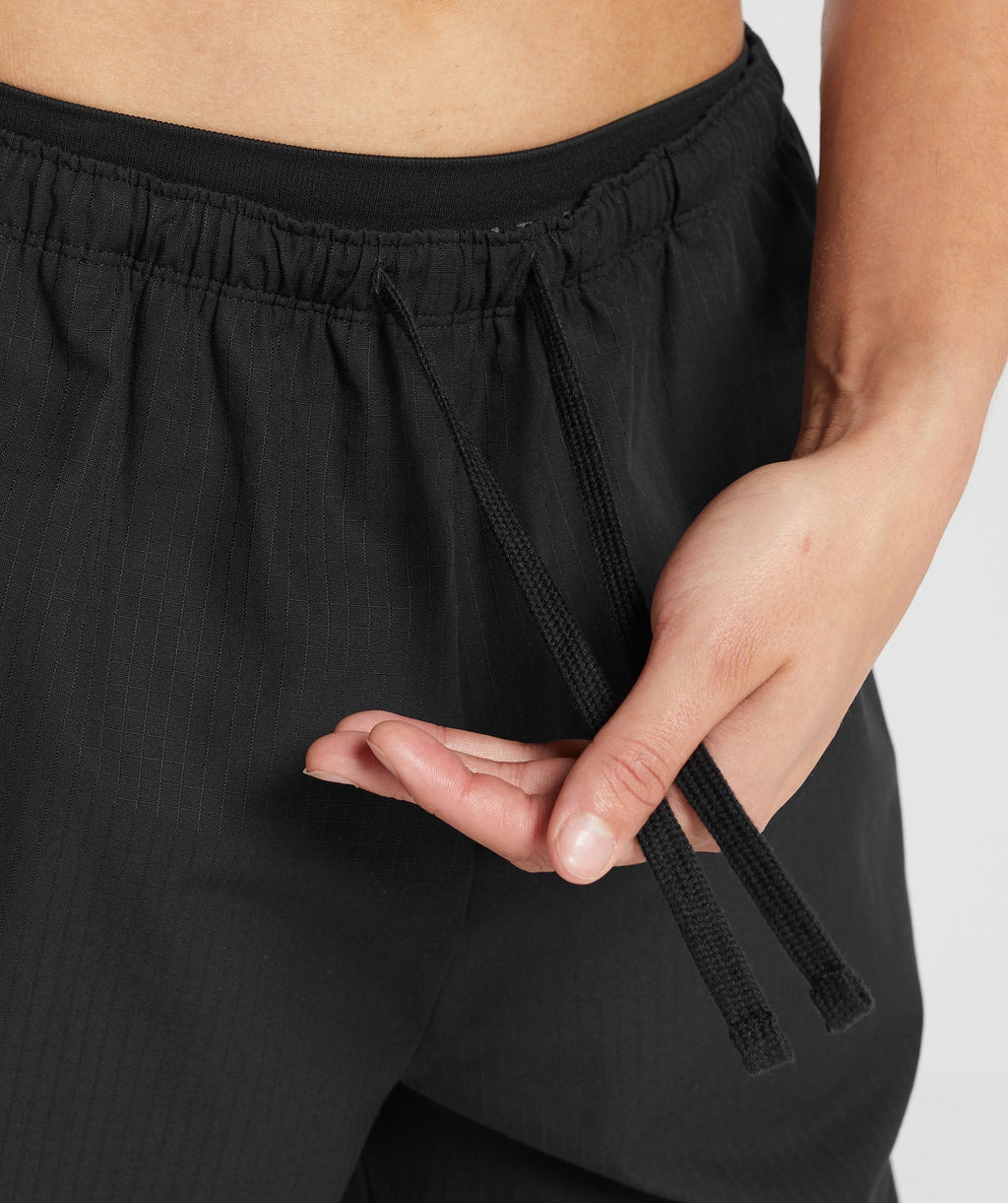 gymshark-lifting-pump-pants-blackaw24