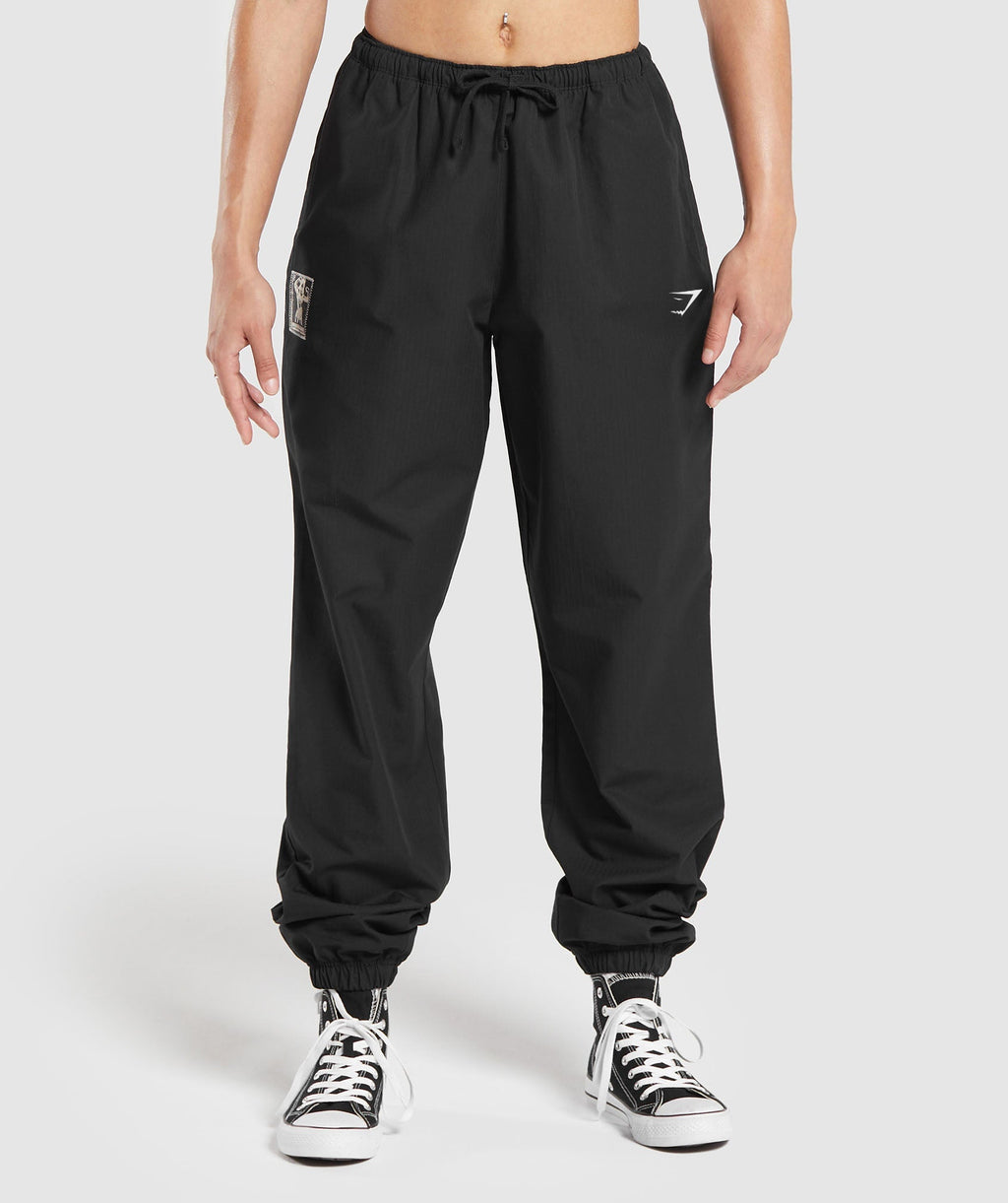 gymshark-lifting-pump-pants-blackaw24