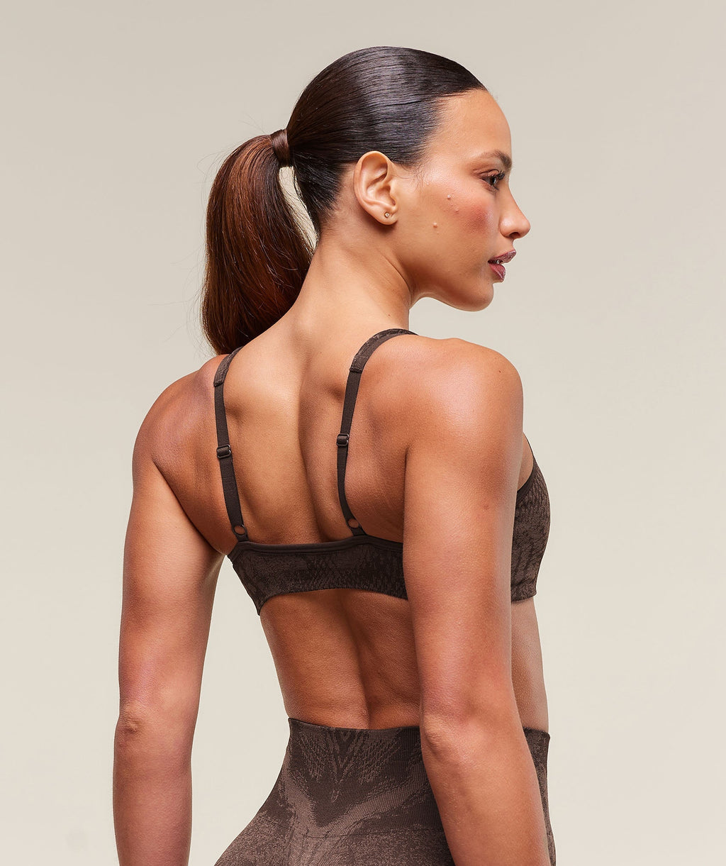 gymshark-adapt-x-whitney-animal-seamless-twist-front-bra-archive-brown-soft-brown-ss25