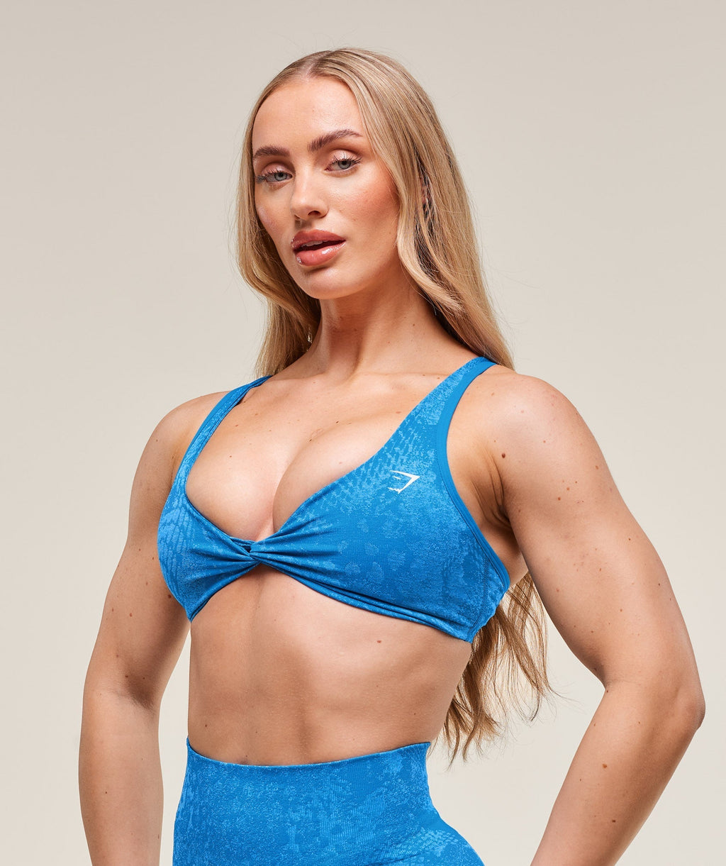 gymshark-adapt-x-whitney-animal-seamless-twist-front-bra-barbell-blue-gentle-blue-ss25