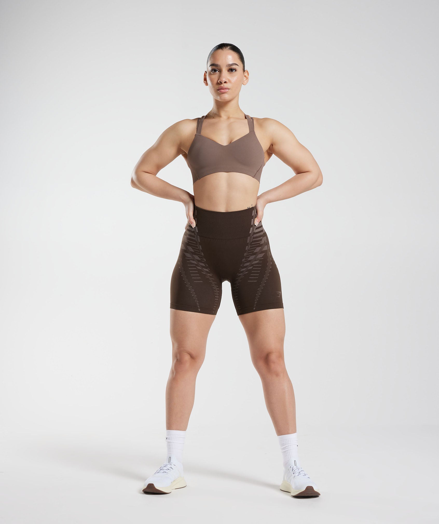 gymshark-apex-limit-sports-bra-truffle-brown-ss23