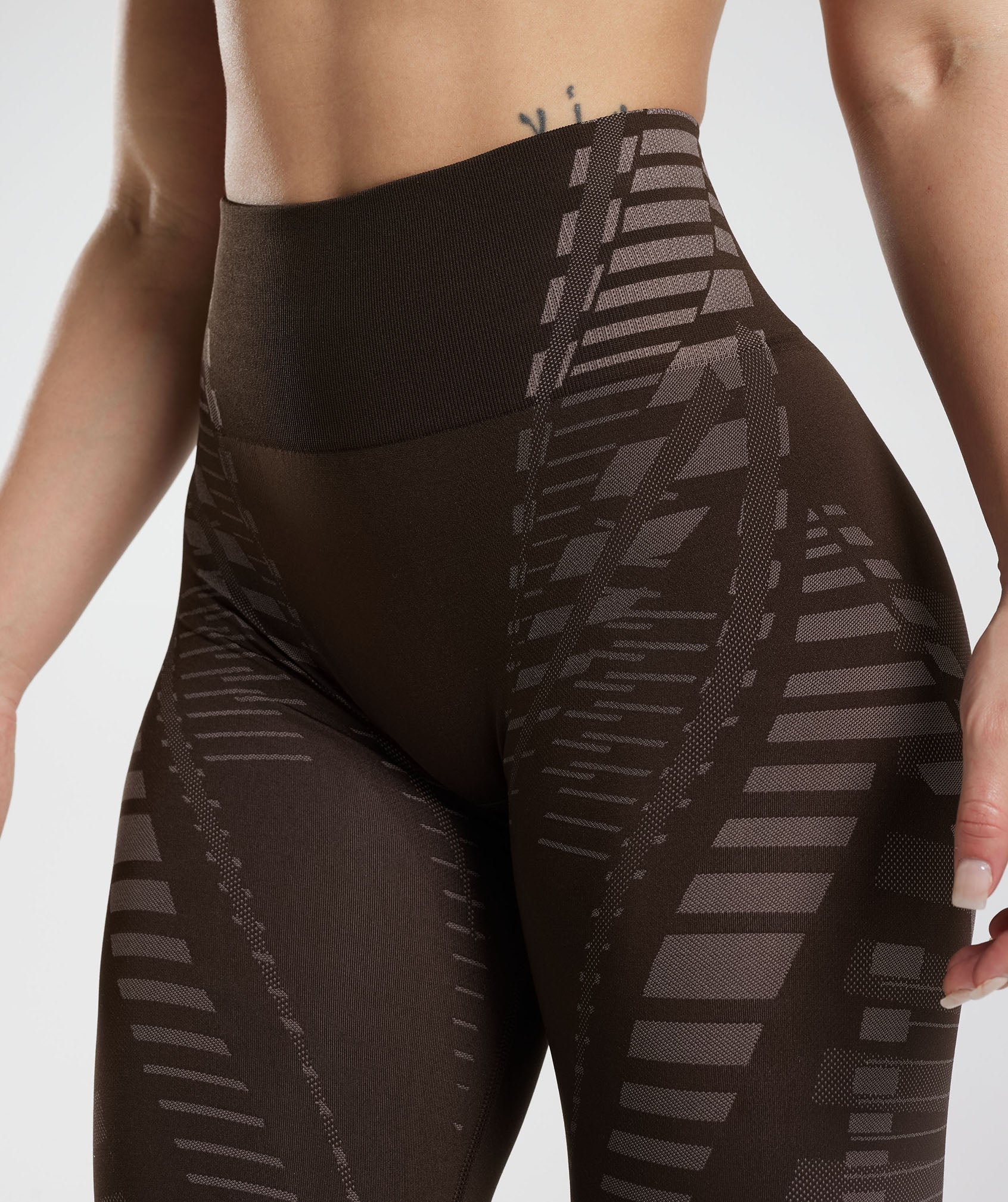 gymshark-apex-limit-leggings-archive-brown-truffle-brown-ss23