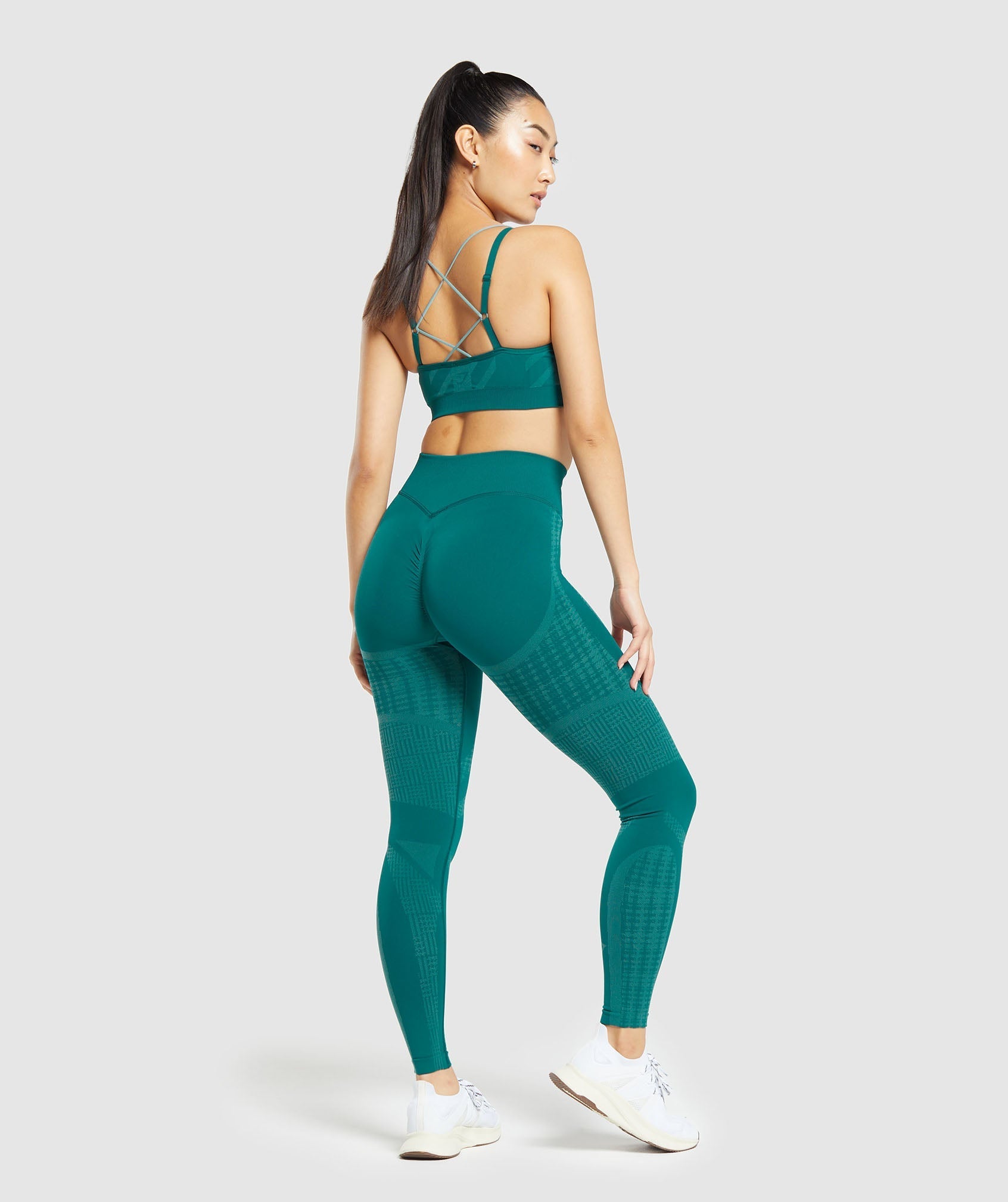 gymshark-apex-limit-seamless-ruched-sports-bra-deep-teal-duck-egg-blue-aw23