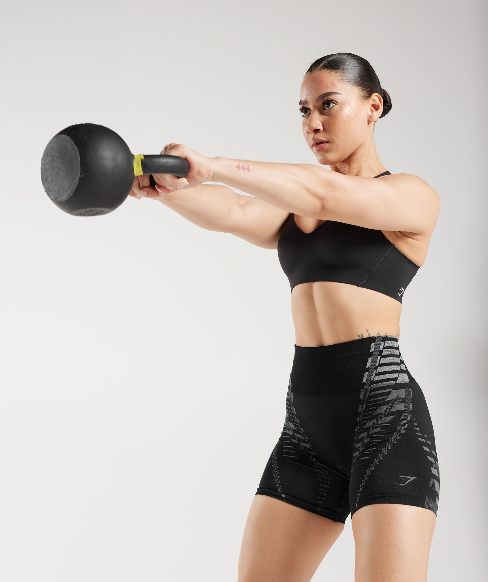 gymshark-apex-limit-shorts-black-light-grey-ss23